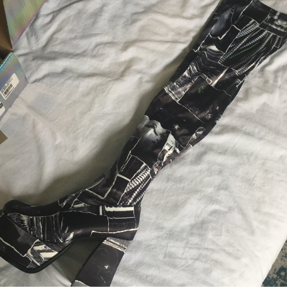 Current Mood Interstellar Thigh High Boots BNIB